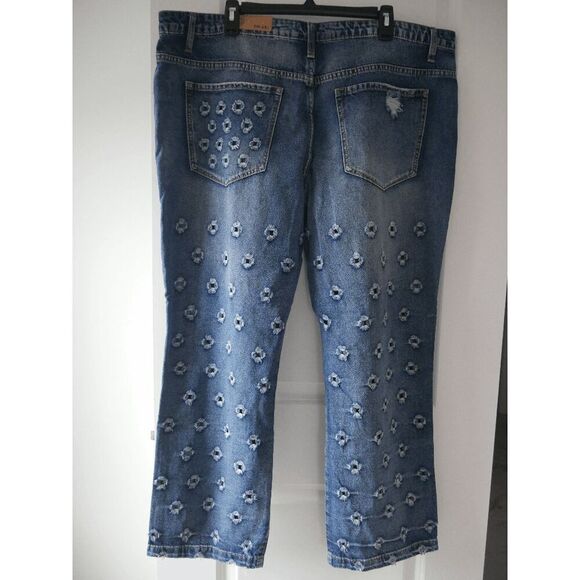 Blue Turtle Shockwave Distressed Mom Jeans Mid Rise Straight 4X - Picture 3 of 12